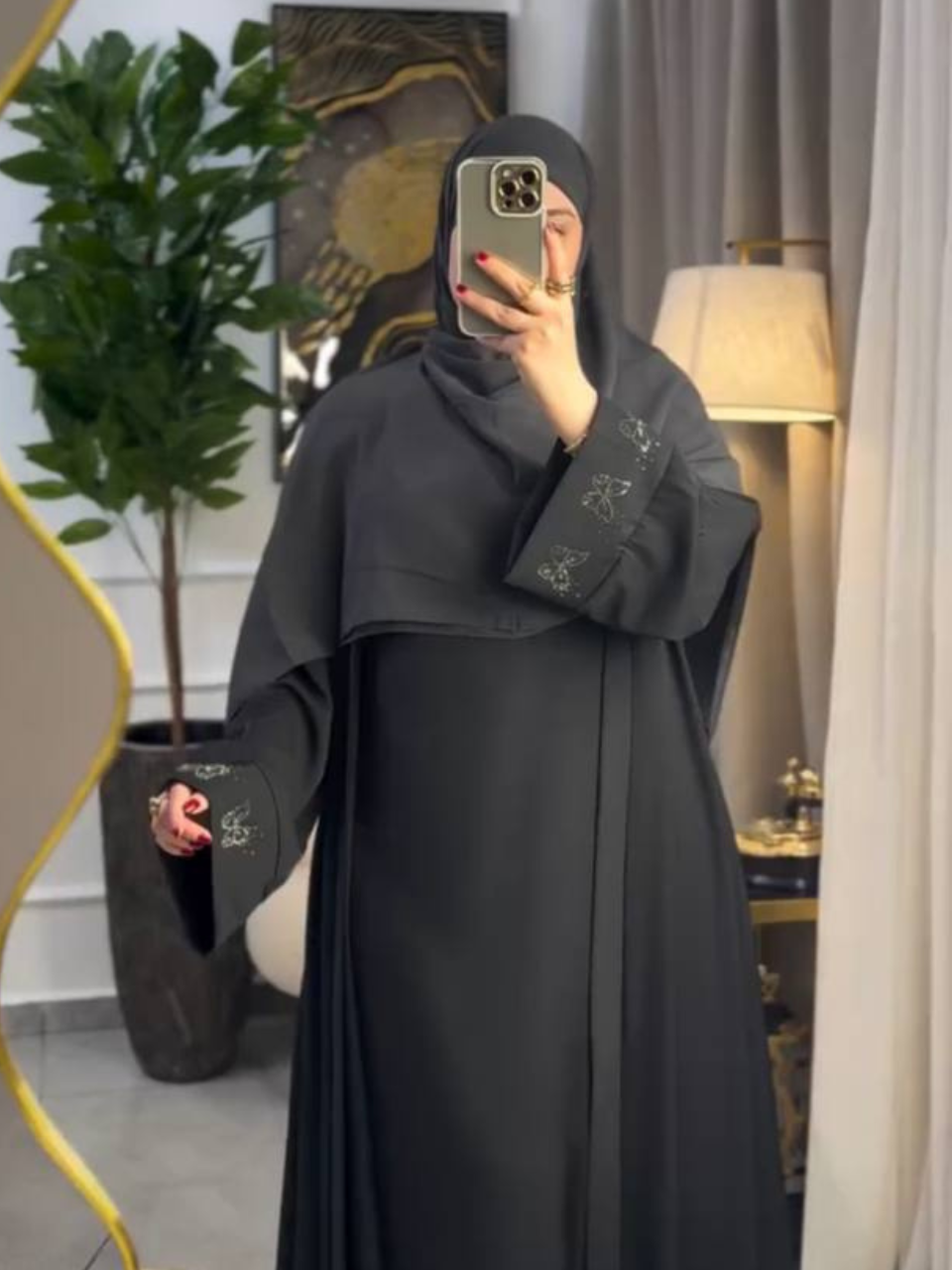 عباية راقية مكونة من قطعتين