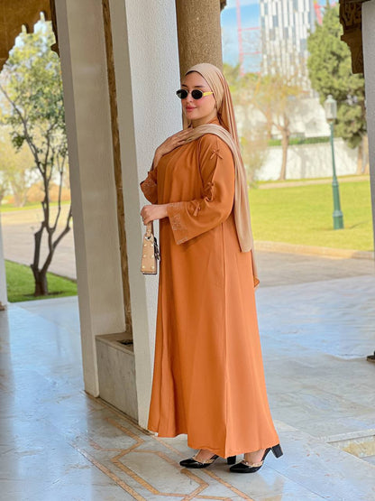 عباية راقية مكونة من قطعتين