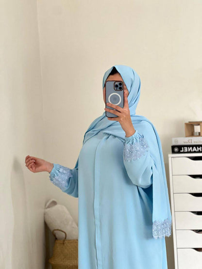 عباية نسائية فاخرة بالشال