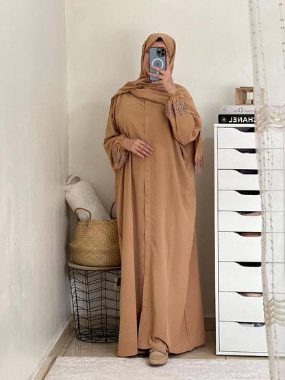 عباية نسائية فاخرة بالشال