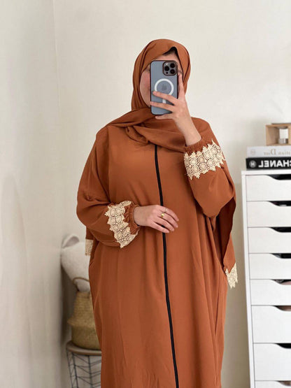 عباية نسائية فاخرة بالشال