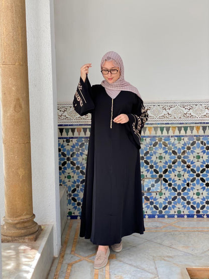 قفطان بطرزة عصرية