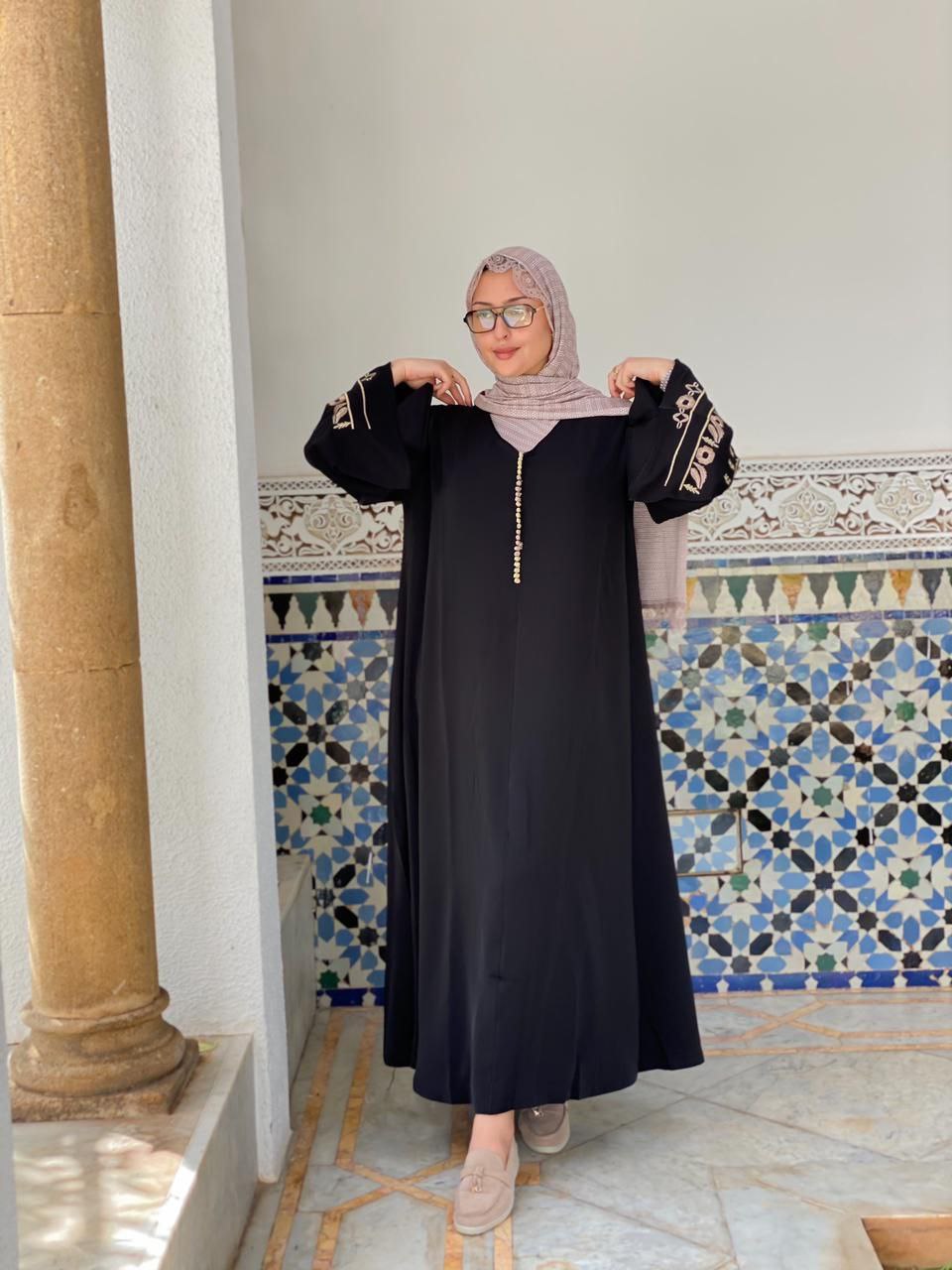 قفطان بطرزة عصرية
