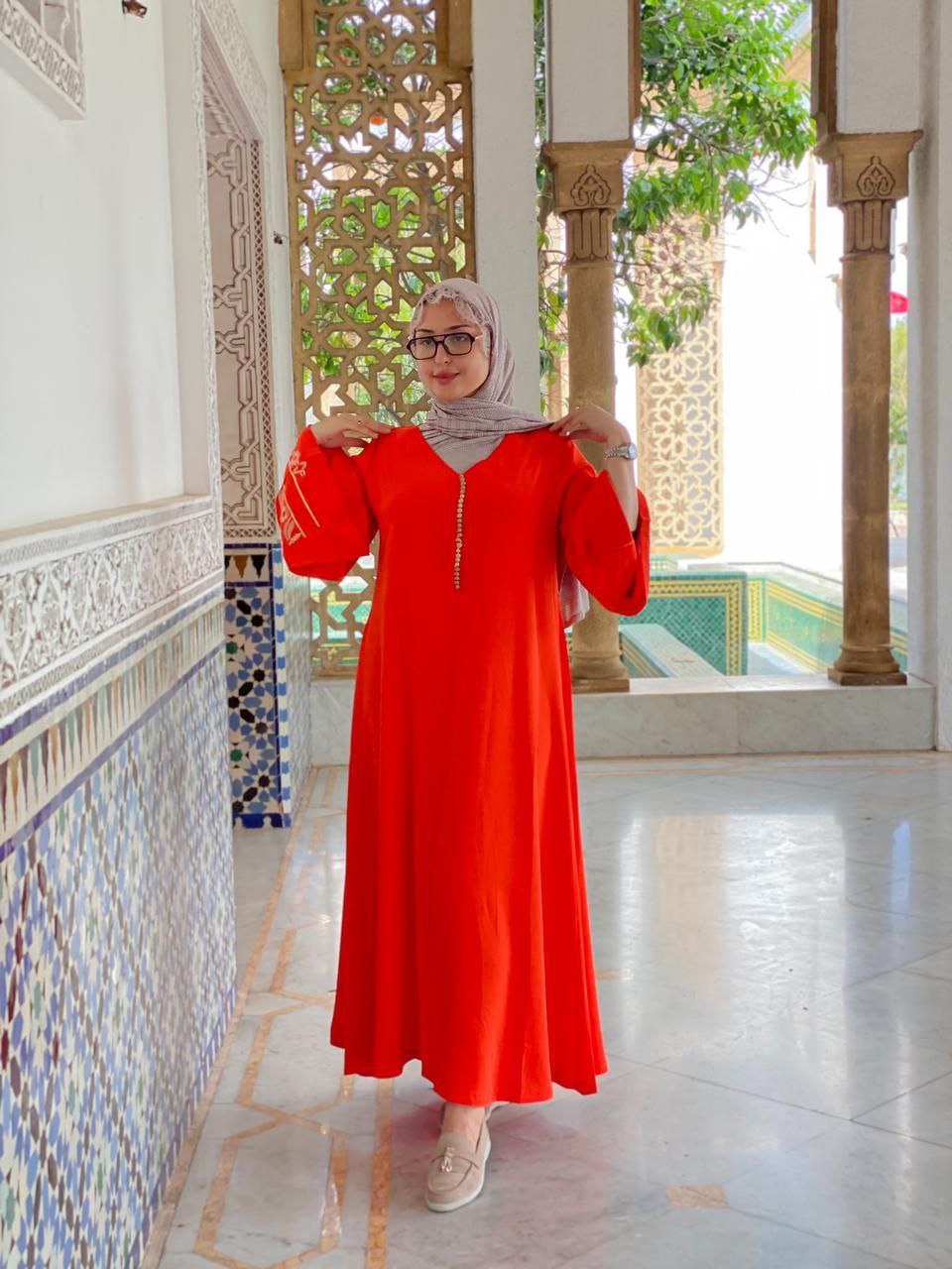 قفطان بطرزة عصرية