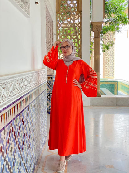 قفطان بطرزة عصرية